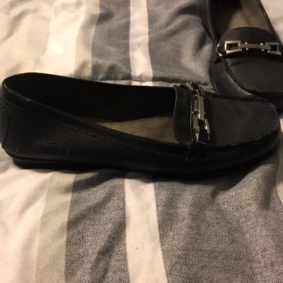 ➡️ Bundle & Save! Aerosoles Slip In Flats - Picture 3 of 4